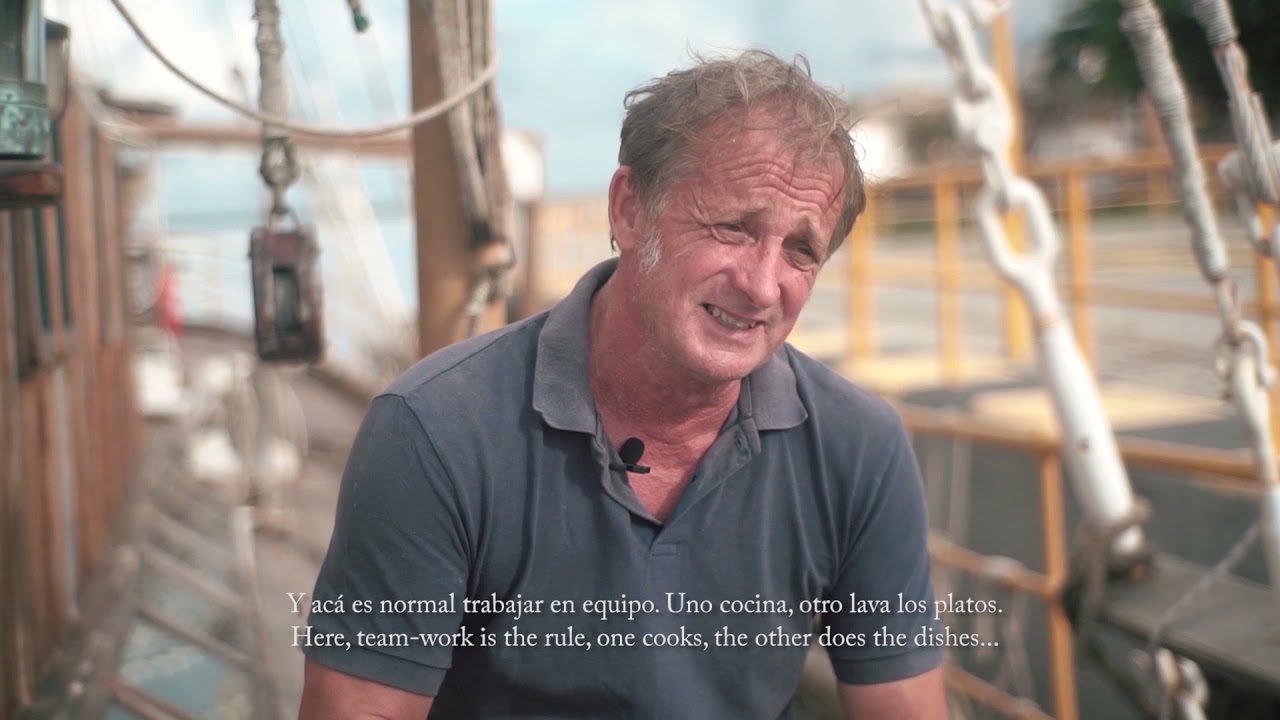 Goleta Gringo la familia que vive en un barco rescatado del fondo del mar