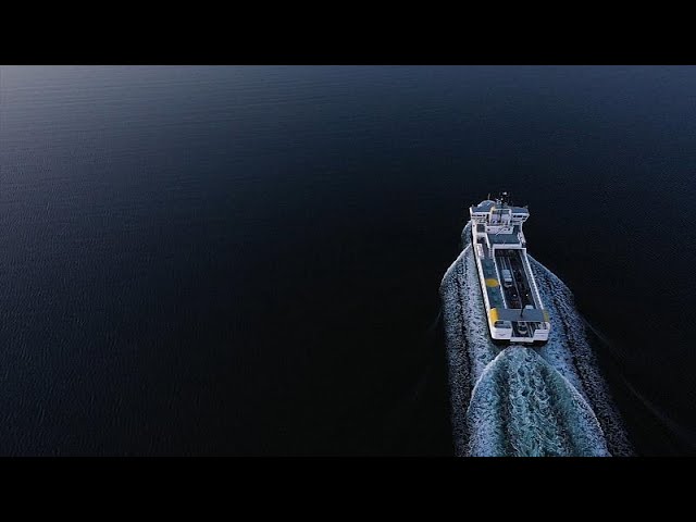 ¿Por que comprar un barco electrico